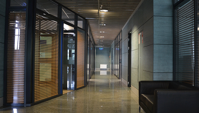 altis-office-2